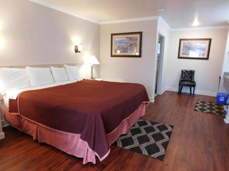 Monarch Valley Inn Marina At Monterey Bay Εξωτερικό φωτογραφία